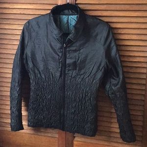 Reversible jacket washable polyester